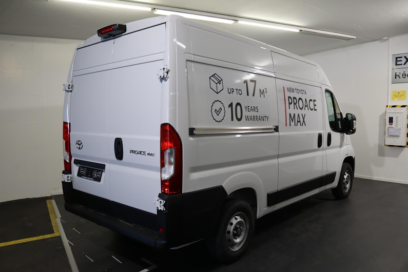Vehicle image TOYOTA PROACE MAX