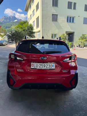 Subaru Crosstrek 2.0i e-Boxer Swiss Plus