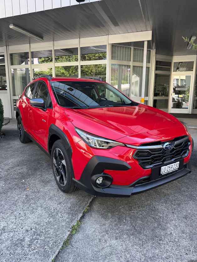 Subaru Crosstrek 2.0i e-Boxer Swiss Plus