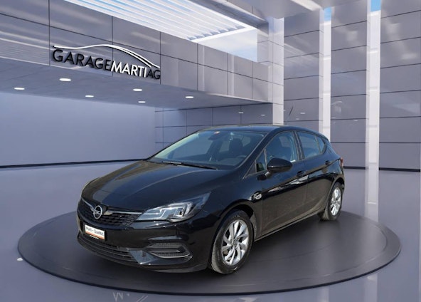 First vehicle image First vehicle image