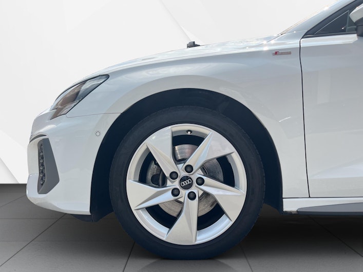 Vehicle image AUDI A3