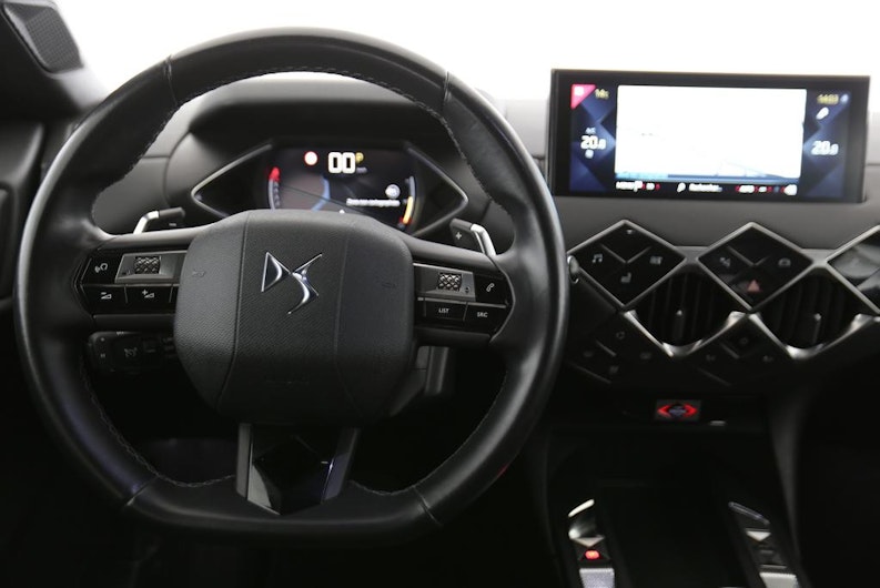 Vehicle image DS AUTOMOBILES DS3