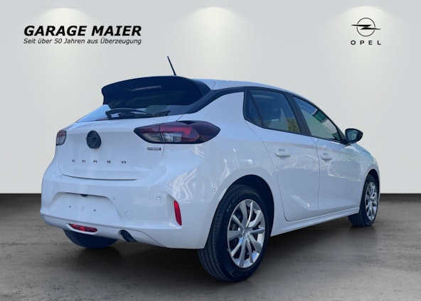 Vehicle image 3 Vehicle image 3