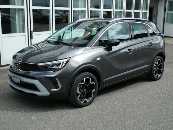 First vehicle image