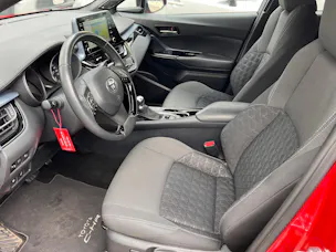 Toyota C-HR 2.0 VVTi HSD Trend