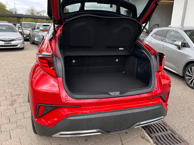 Toyota C-HR 2.0 VVTi HSD Trend