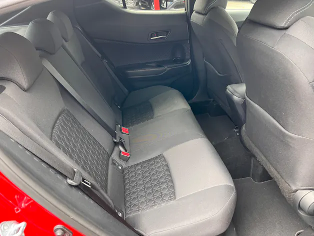 Toyota C-HR 2.0 VVTi HSD Trend