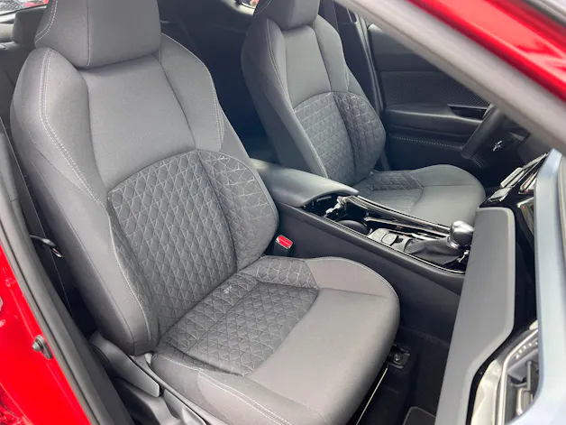 Toyota C-HR 2.0 VVTi HSD Trend