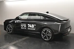 DS Automobiles No8 E-Tense Étoile 4x4