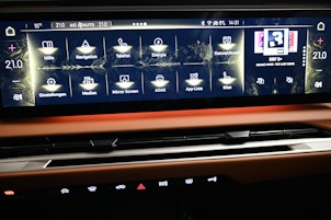 Vehicle image DS AUTOMOBILES No8 E-Tense Étoile 4x4