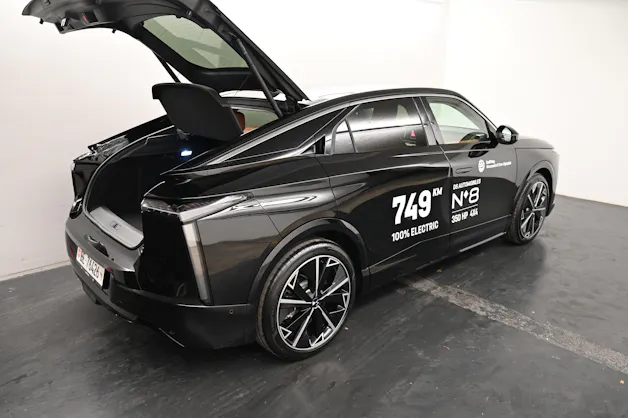 DS Automobiles No8 E-Tense Étoile 4x4