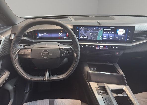 Vehicle image 3 Vehicle image 3