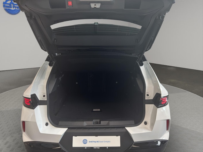 Vehicle image OPEL GRANDLAND