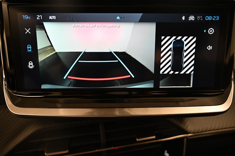 Vehicle image PEUGEOT 2008