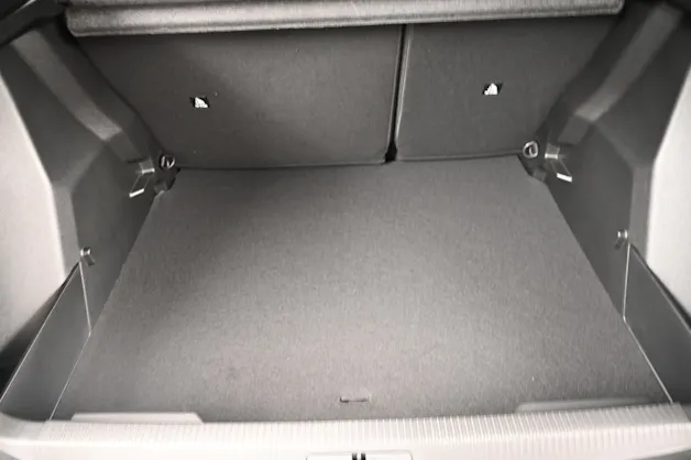 Peugeot 2008 1.2 Hybrid Style