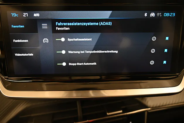 Peugeot 2008 1.2 Hybrid Style