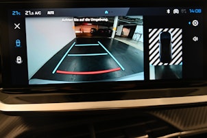 Vehicle image PEUGEOT 2008 1.2 Hybrid Style