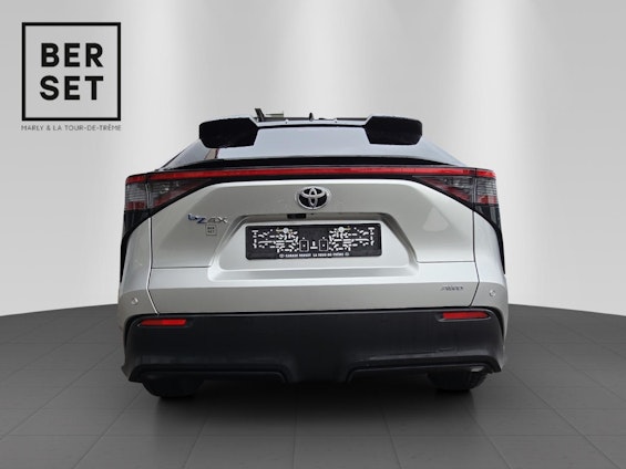 Vehicle image 3 Vehicle image 3