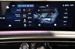 Vehicle image PEUGEOT 3008 1.2 Hybrid GT