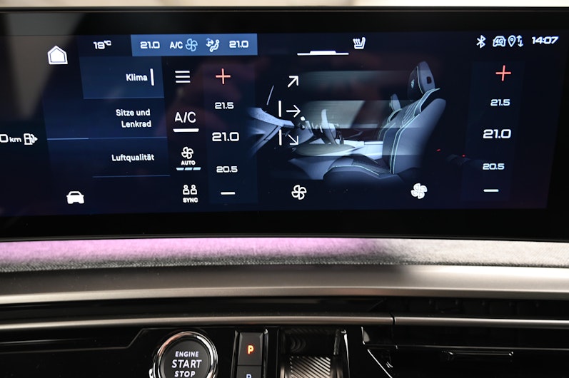 Vehicle image PEUGEOT 3008