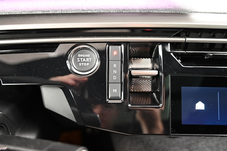 Vehicle image PEUGEOT 3008