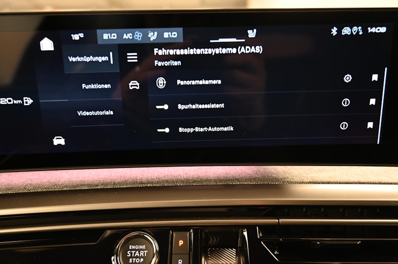 Vehicle image PEUGEOT 3008