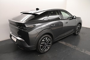 Vehicle image PEUGEOT 3008 1.2 Hybrid GT