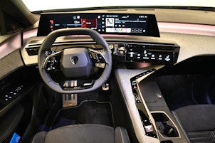 Vehicle image PEUGEOT 3008 1.2 Hybrid GT