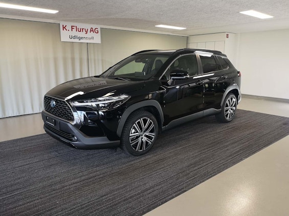First vehicle image