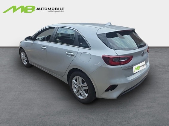 Vehicle image 5 Vehicle image 5