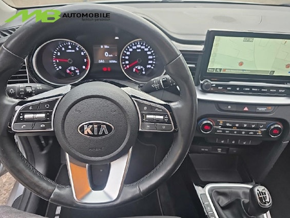 Vehicle image 10 Vehicle image 10