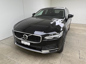 Vehicle image VOLVO V90 Cross Country 2.0 B5 Plus AWD