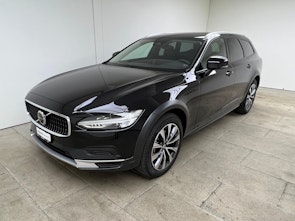 Vehicle image VOLVO V90 Cross Country 2.0 B5 Plus AWD