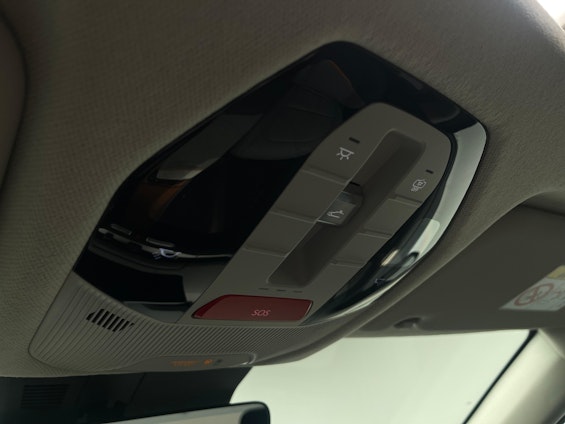 Vehicle image 21 Vehicle image 21