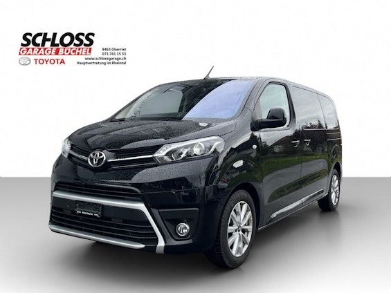 First vehicle image