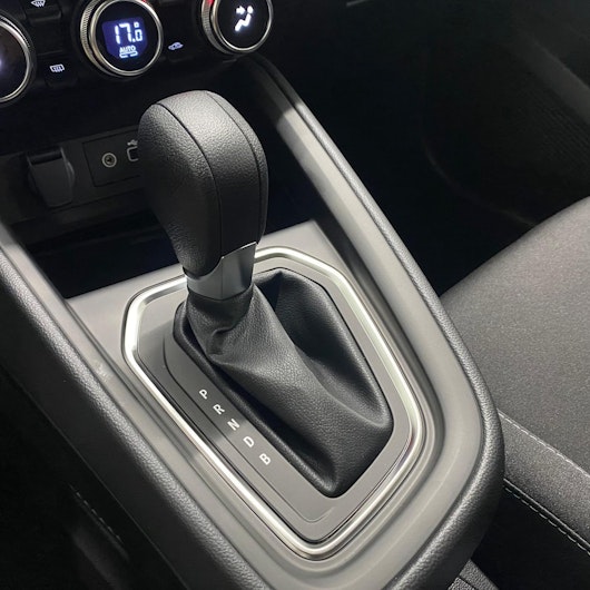 Vehicle image MITSUBISHI COLT