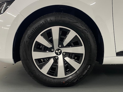 MITSUBISHI Colt 1.6 HEV Invite 3