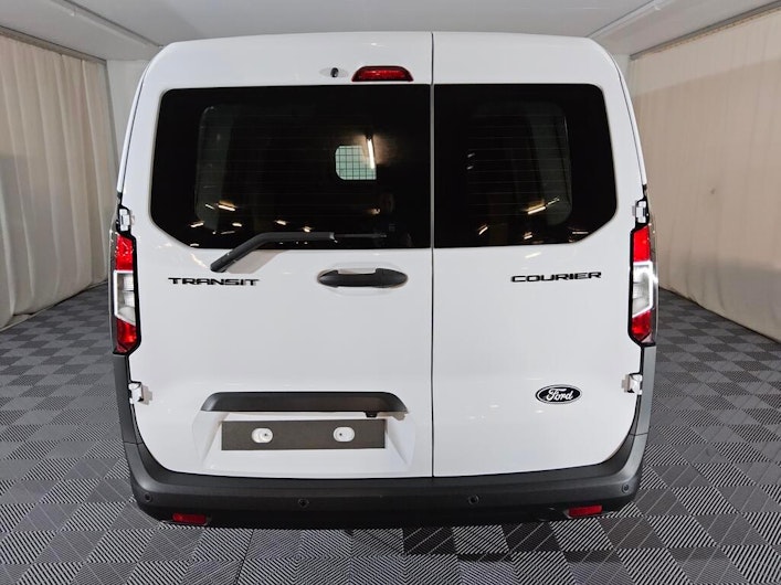 image du véhicule FORD E-C5 AIRCROSS ELEKTRO PLUS