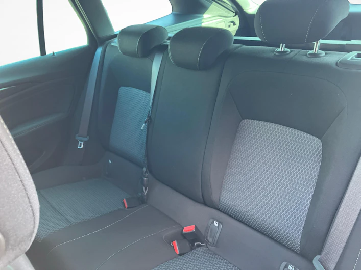 Fahrzeugbild OPEL INSIGNIA