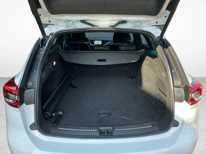 Fahrzeugbild OPEL INSIGNIA