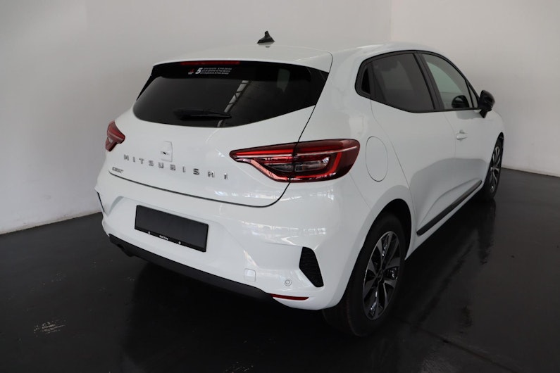 Vehicle image MITSUBISHI COLT