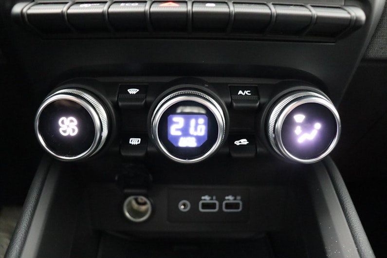 Vehicle image MITSUBISHI COLT