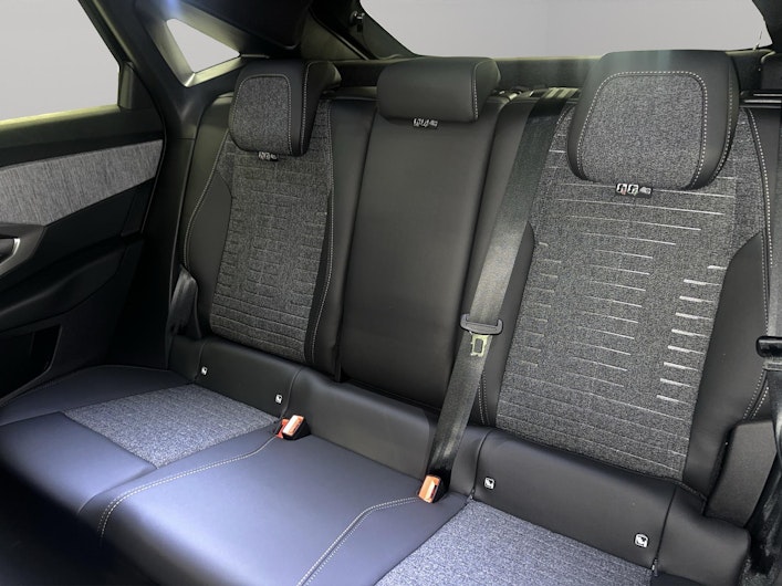 Vehicle image PEUGEOT 3008