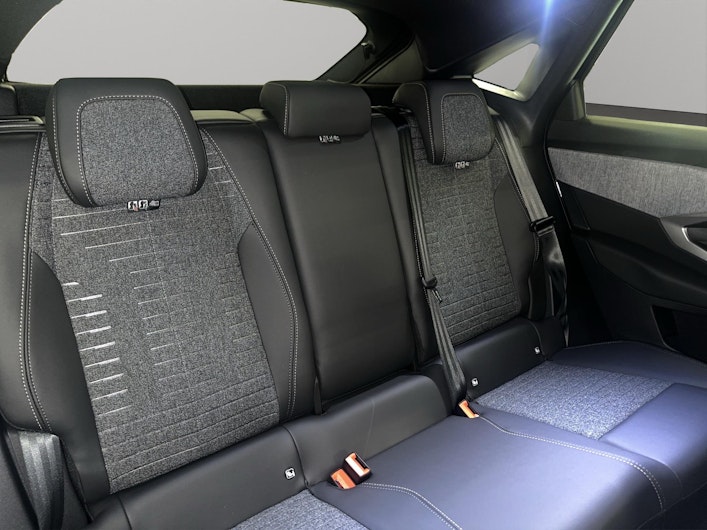 Vehicle image PEUGEOT 3008