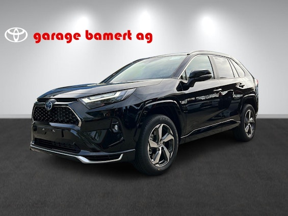 First vehicle image