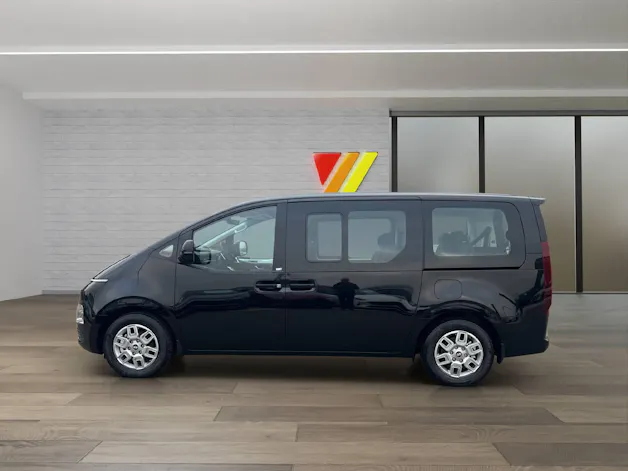 Hyundai Staria Wagon 1.6 GDi HEV Amplia