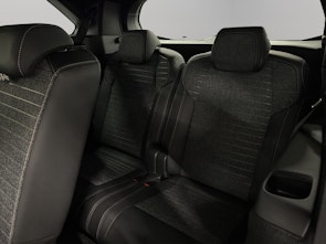 Vehicle image PEUGEOT 5008 1.2 Hybrid Allure Premium