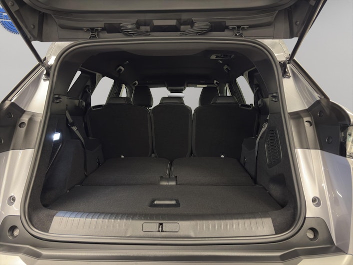 Vehicle image PEUGEOT 5008