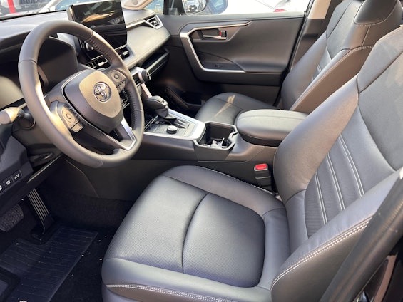 Vehicle image 7 Vehicle image 7