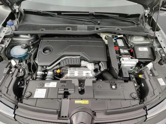 Citroën C4 1.2 Hybrid Max